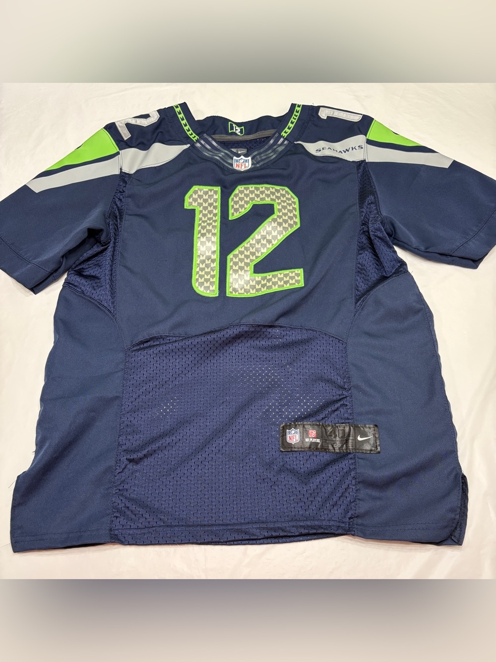 Nike Seattle Seahawks NFL Football Fan #12 Stitched Jersey Men’s 40 Medium